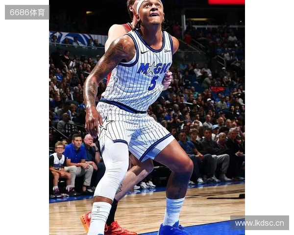 媒体人:国安今年薪水发放情况很正常,欠薪8个月肯定不真实 媒体人:国安今年薪水发放情况很正常,欠薪8个月肯定不真实